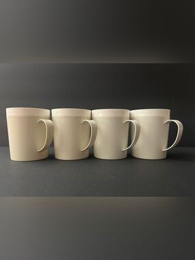 Designer David Douglas MCM Accalac Mugs- Set of 4